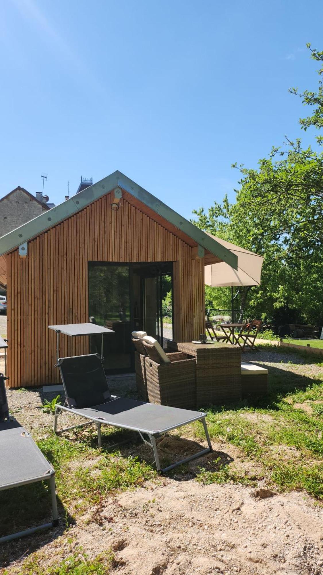 Lodge Du Chateau De Feschaux Villeneuve-sous-Pymont Extérieur photo