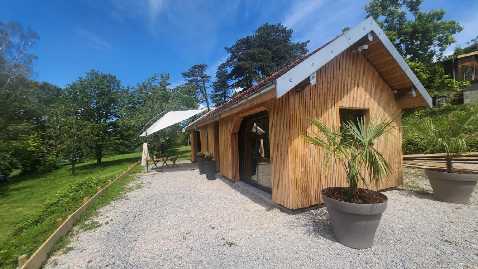 Lodge Du Chateau De Feschaux Villeneuve-sous-Pymont Extérieur photo