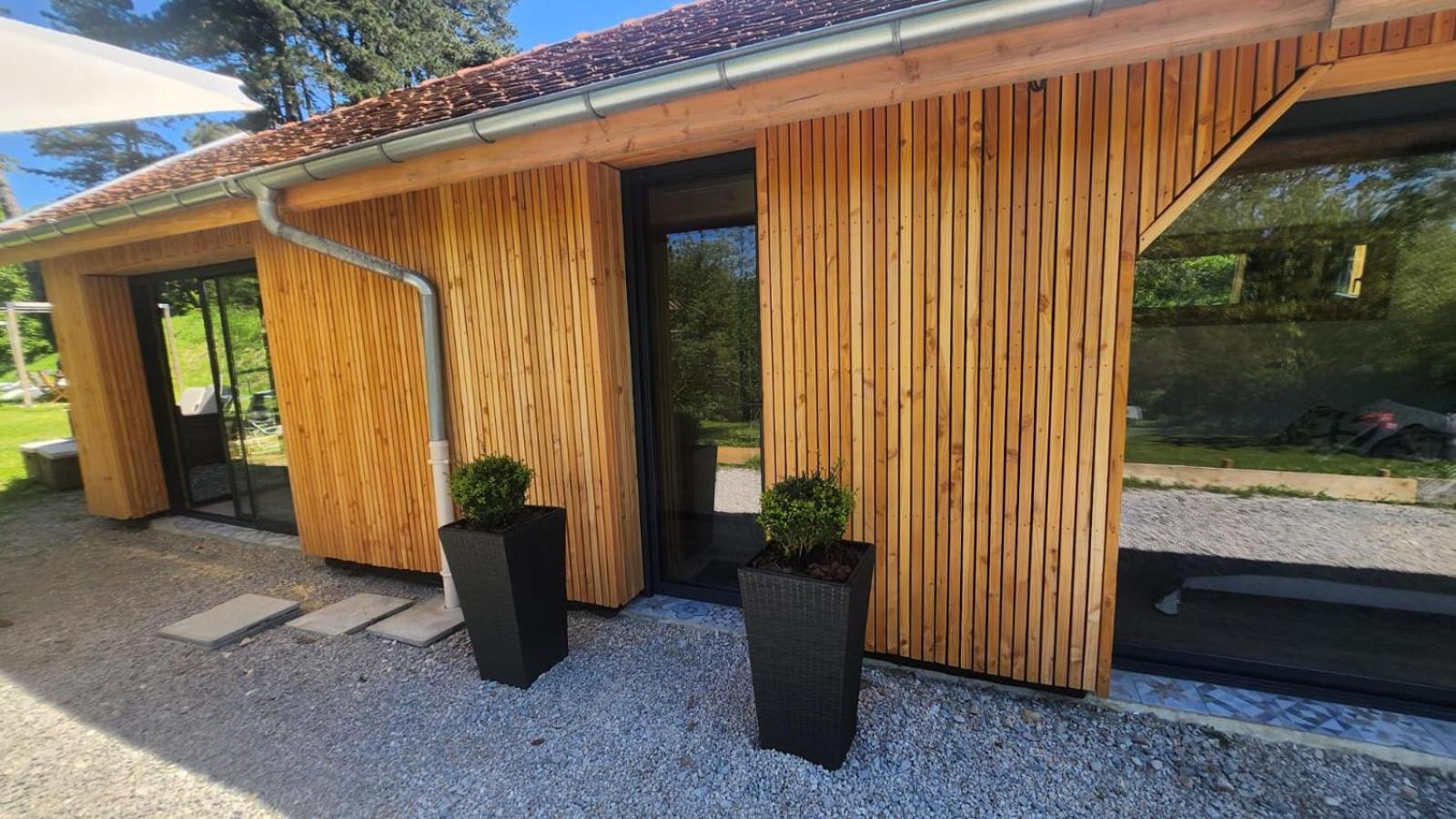 Lodge Du Chateau De Feschaux Villeneuve-sous-Pymont Extérieur photo
