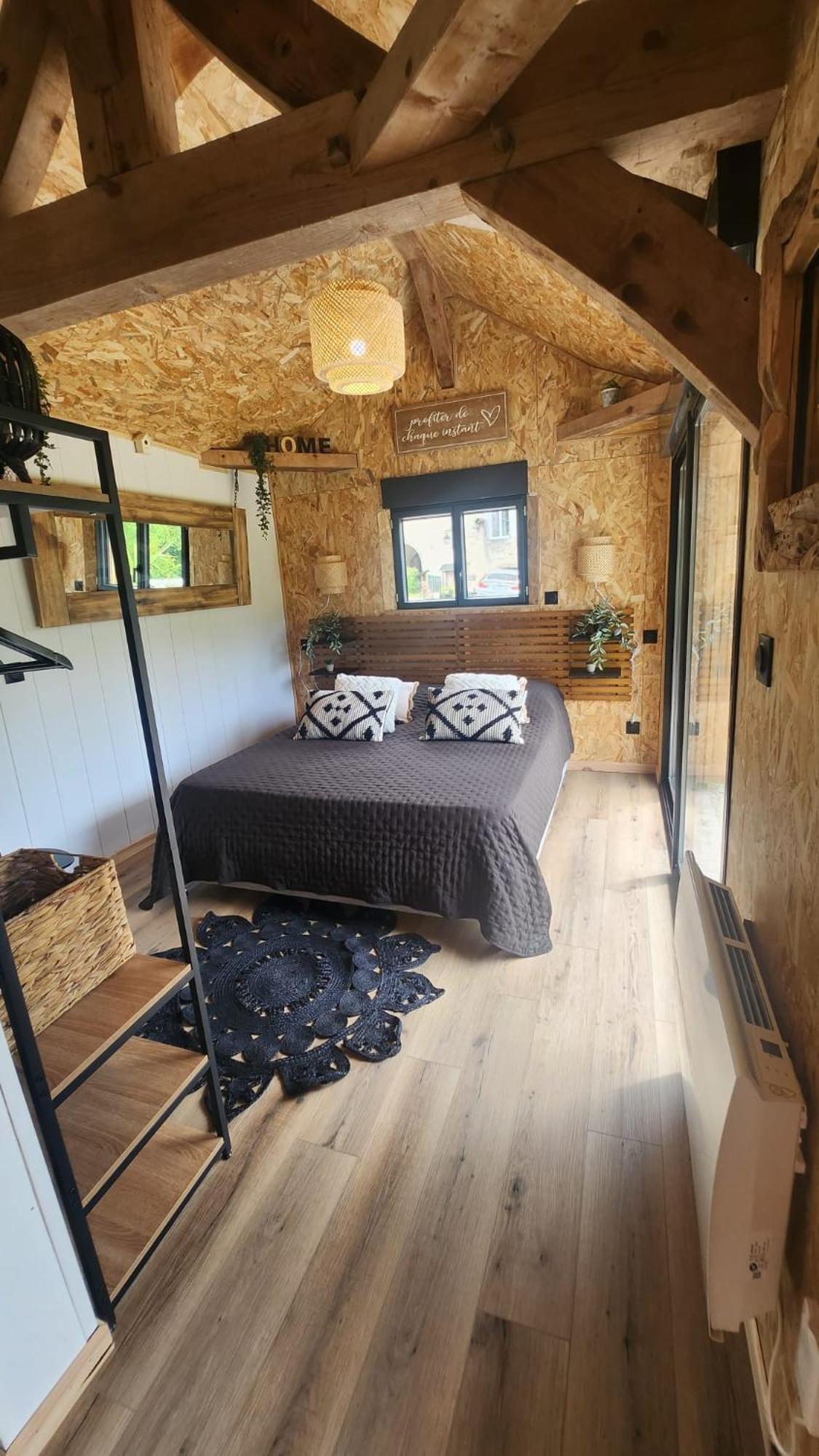 Lodge Du Chateau De Feschaux Villeneuve-sous-Pymont Extérieur photo