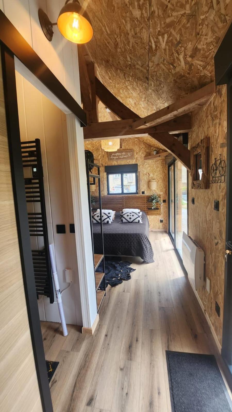 Lodge Du Chateau De Feschaux Villeneuve-sous-Pymont Extérieur photo