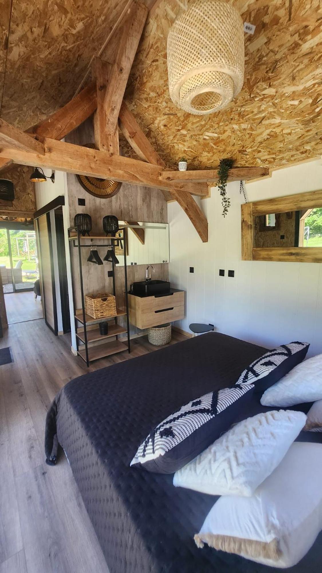 Lodge Du Chateau De Feschaux Villeneuve-sous-Pymont Extérieur photo