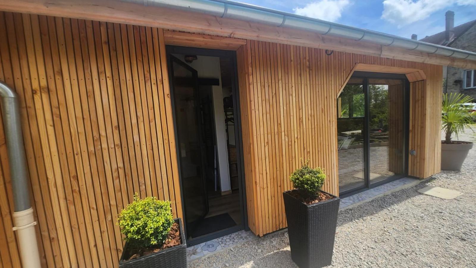 Lodge Du Chateau De Feschaux Villeneuve-sous-Pymont Extérieur photo