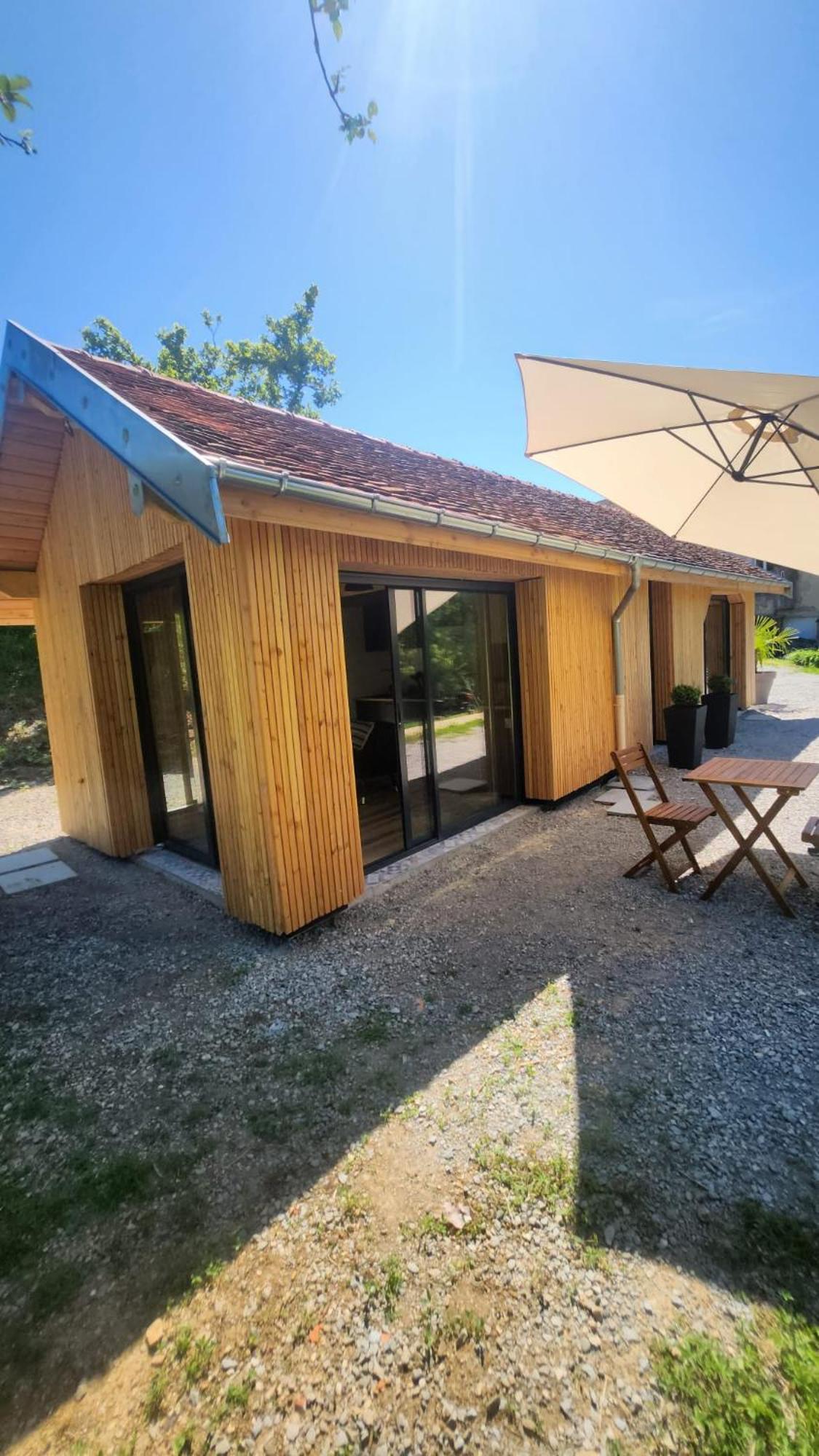 Lodge Du Chateau De Feschaux Villeneuve-sous-Pymont Extérieur photo