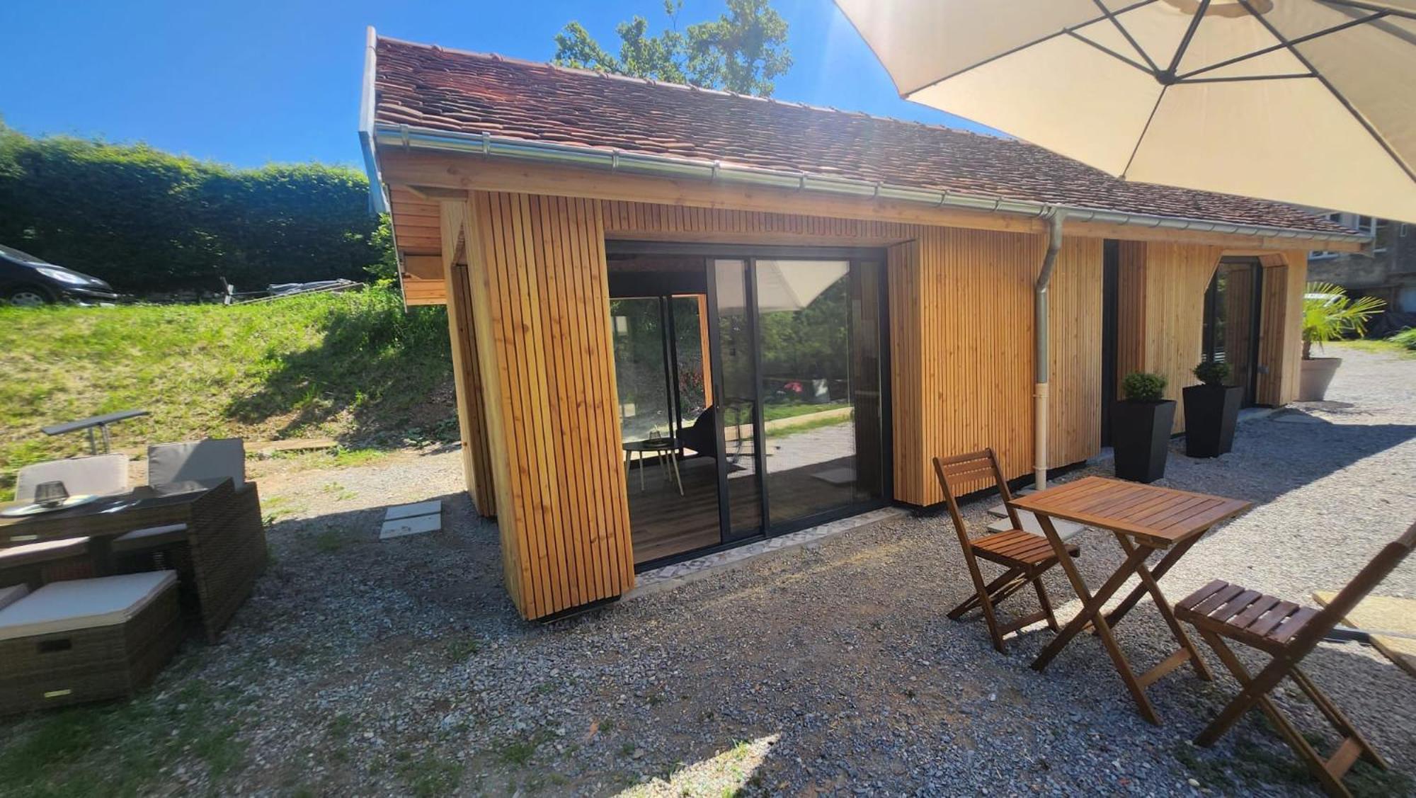 Lodge Du Chateau De Feschaux Villeneuve-sous-Pymont Extérieur photo